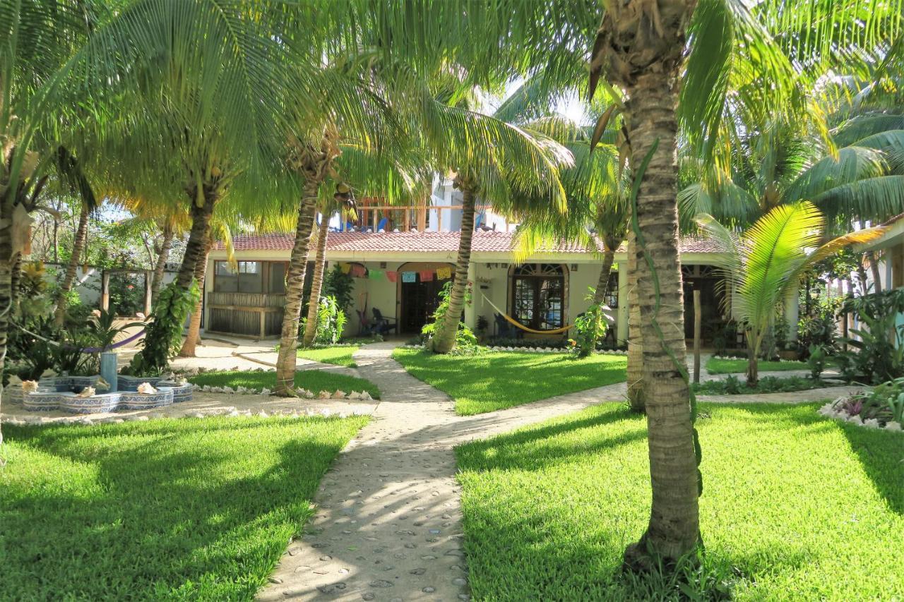 El Milagro Beach Hotel And Marina Isla Mujeres Exteriör bild