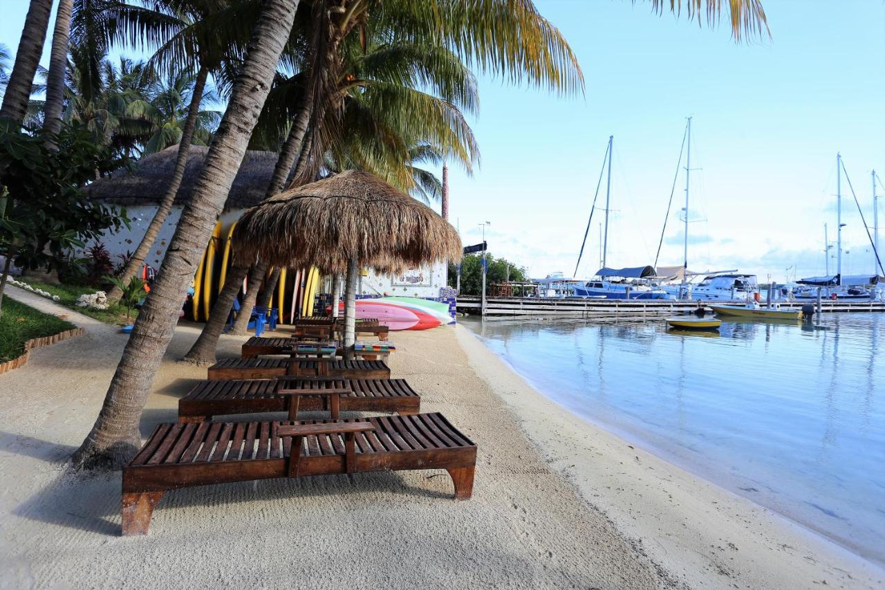 El Milagro Beach Hotel And Marina Isla Mujeres Exteriör bild